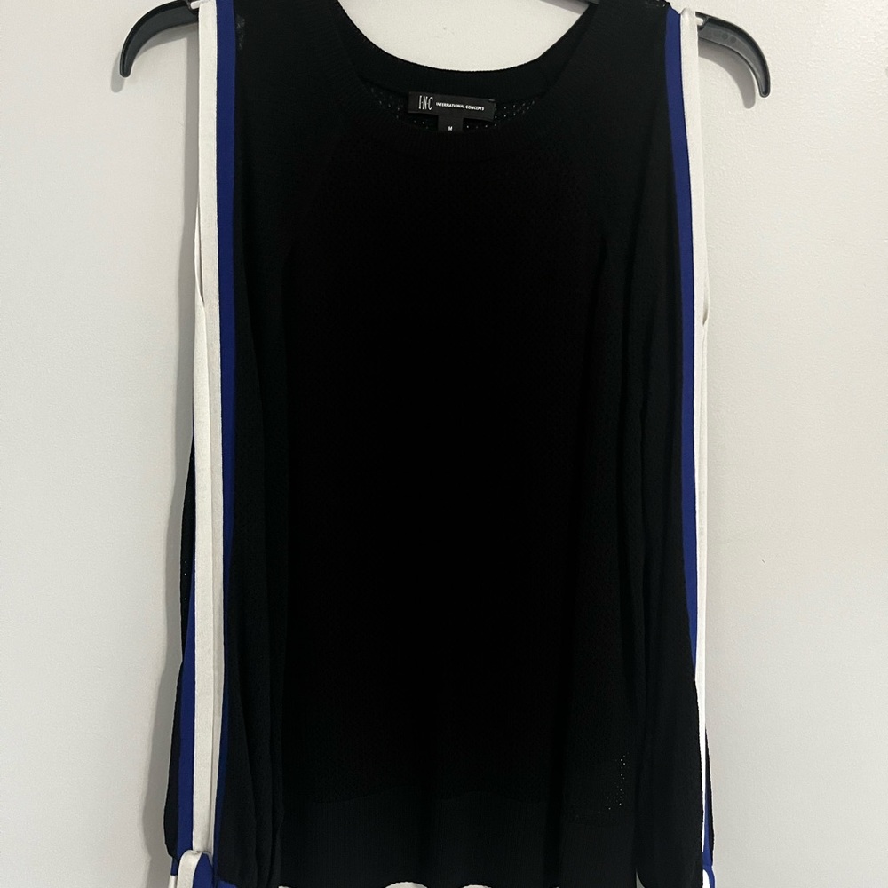 Beautiful sweater open shoulder knit, somewhat see through ( kinda knit mesh)